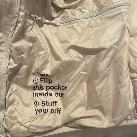 The new little puff TNA - Picture 6 of 7